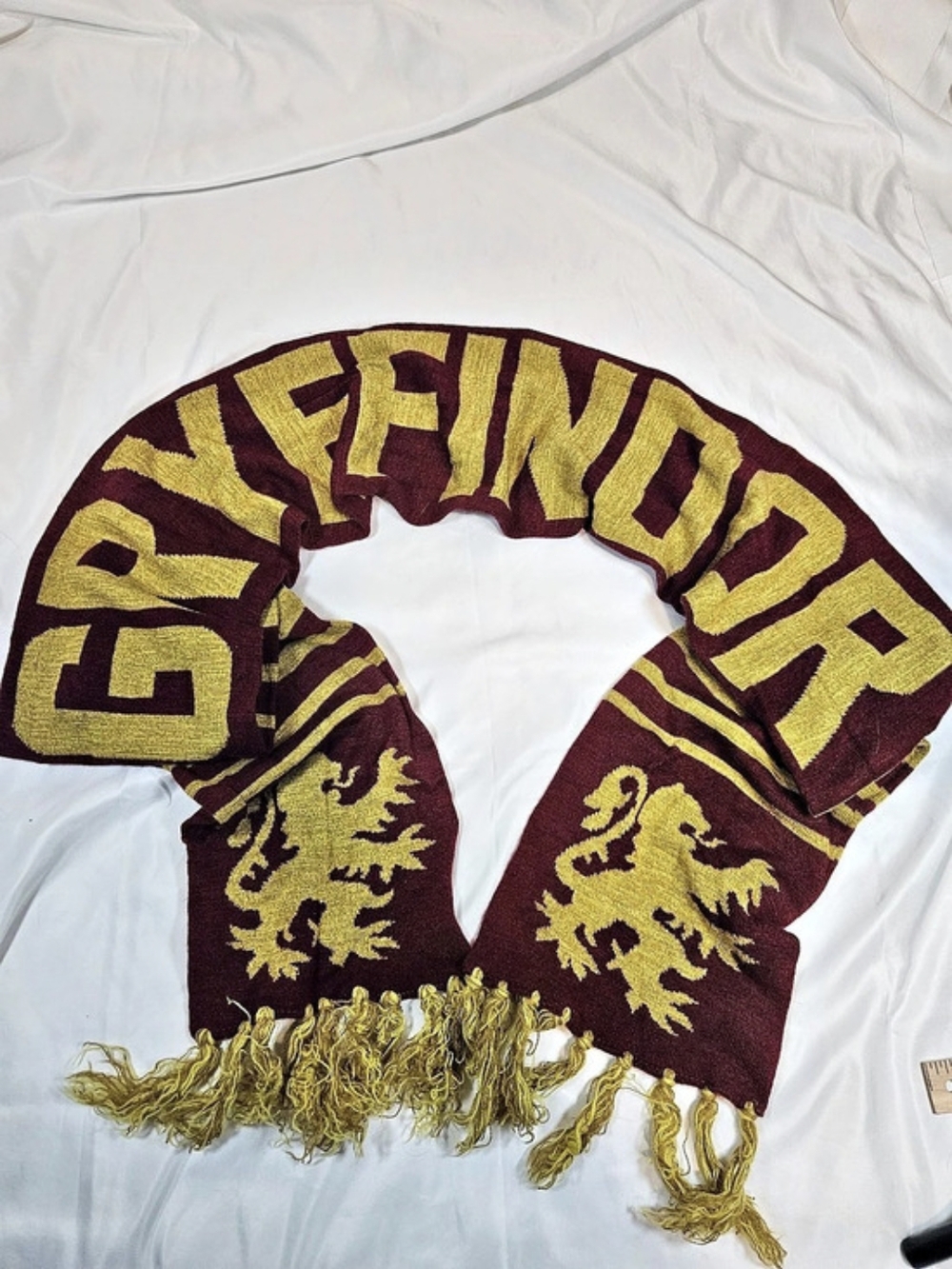 Harry Potter Gryffindor Scarf Burgundy & Yellow